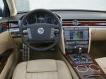 Volkswagen Phaeton W12 2002 года (US)